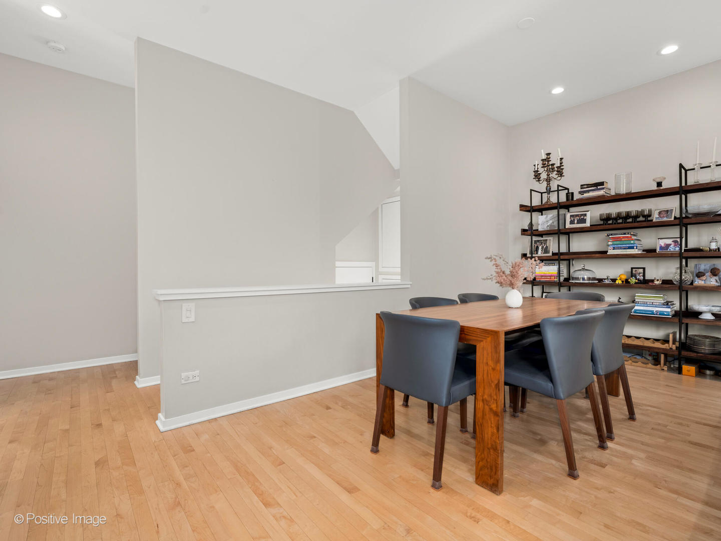 1757 North Paulina Street, Unit R Chicago, IL 60622 - Photo 3 of 28