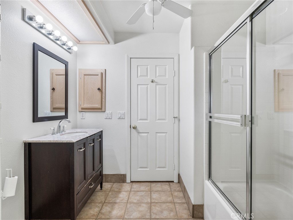 16992 Joshua Road Apple Valley, CA 92307 - Photo 37 of 57