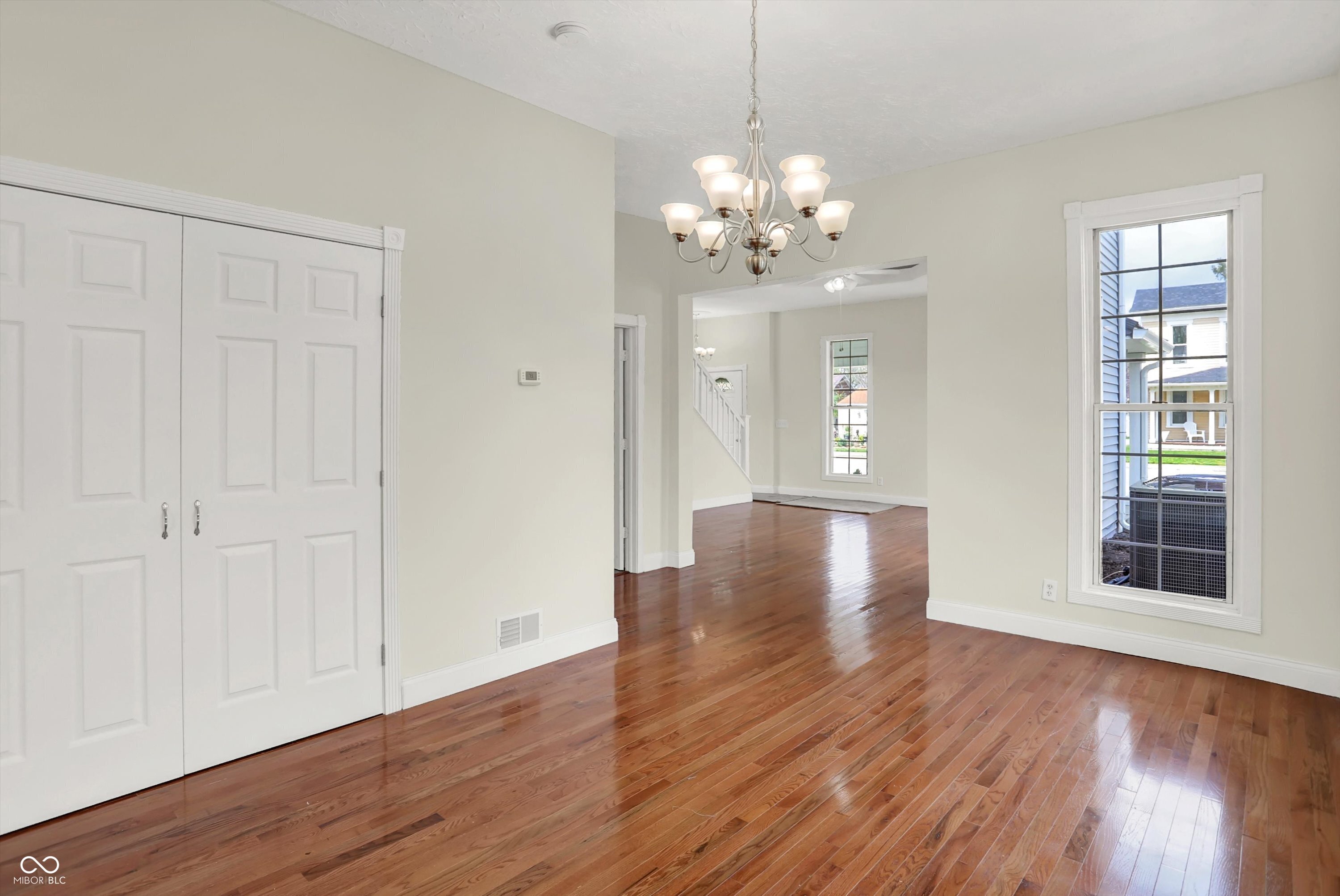 601 East Thompson Street Edinburgh, IN 46124 - Photo 12 of 50