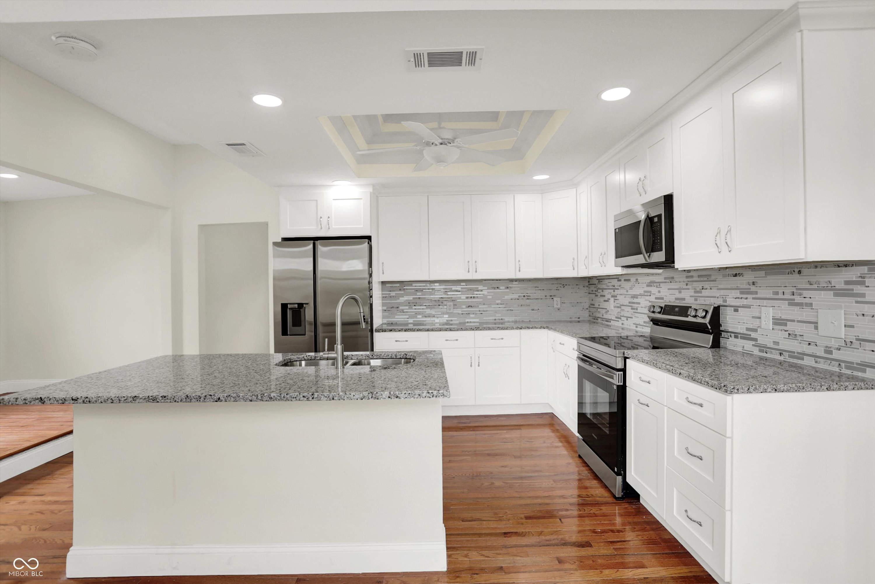 601 East Thompson Street Edinburgh, IN 46124 - Photo 15 of 50