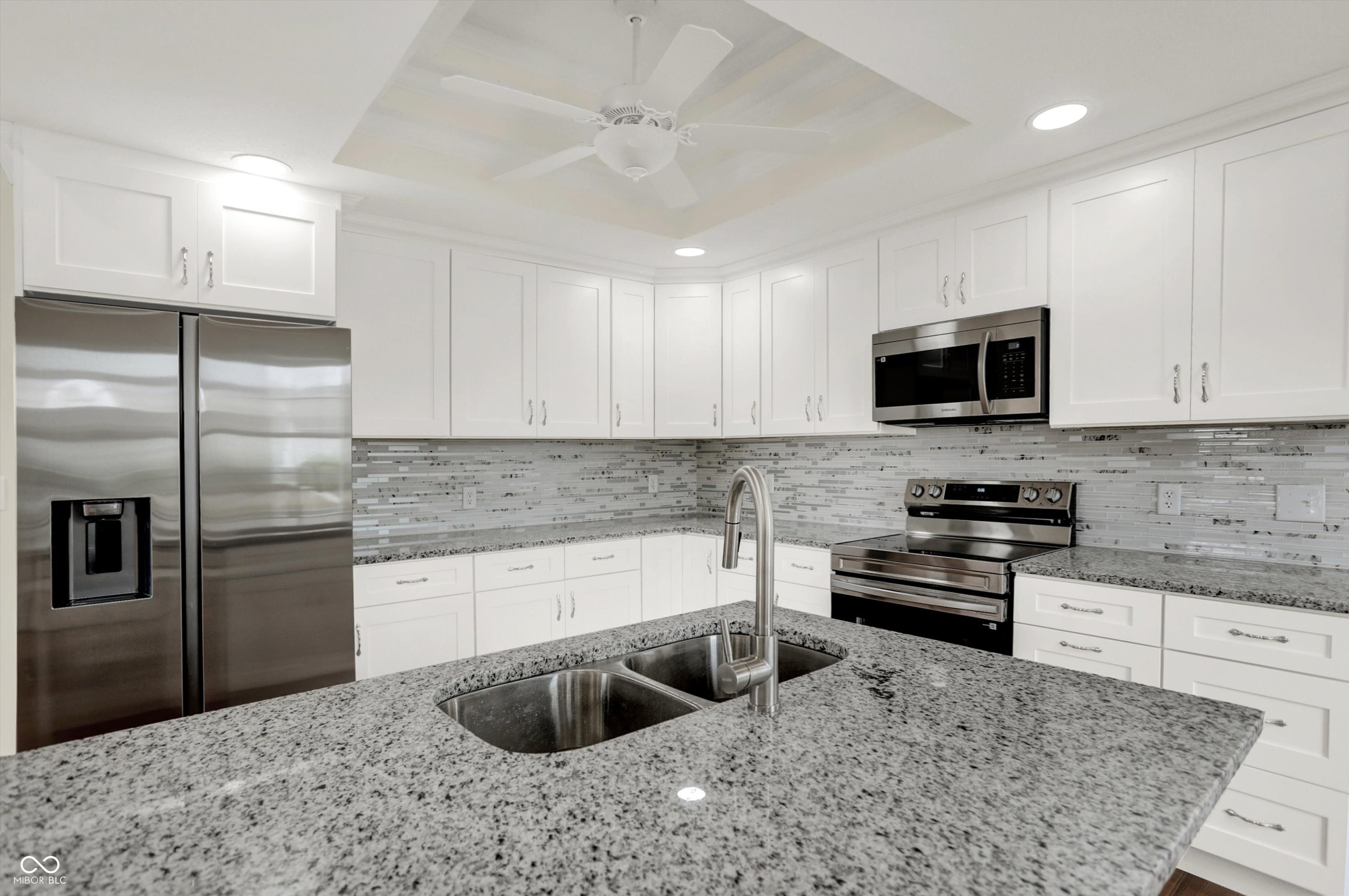 601 East Thompson Street Edinburgh, IN 46124 - Photo 19 of 50