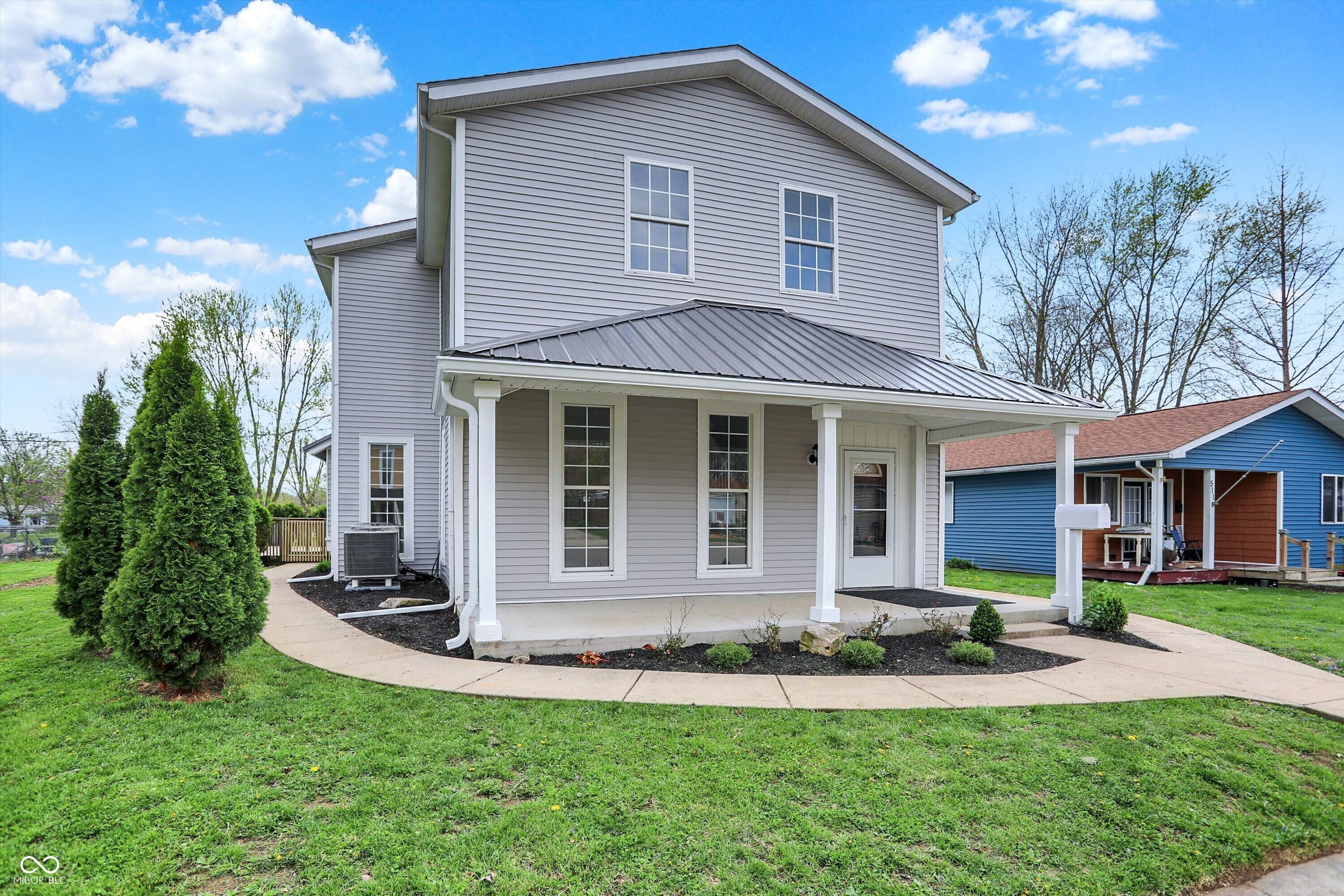 601 East Thompson Street Edinburgh, IN 46124 - Photo 2 of 50