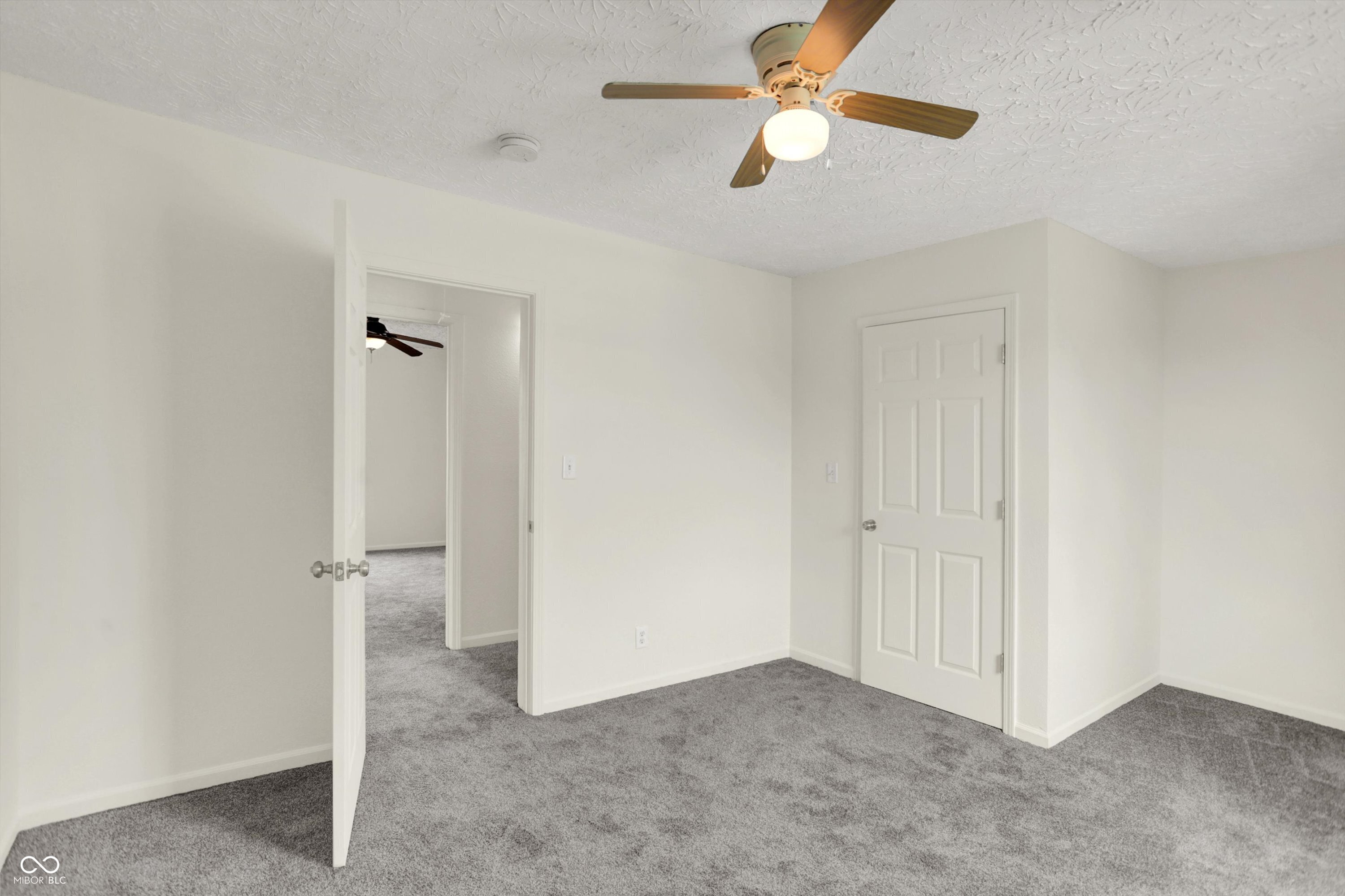 601 East Thompson Street Edinburgh, IN 46124 - Photo 36 of 50