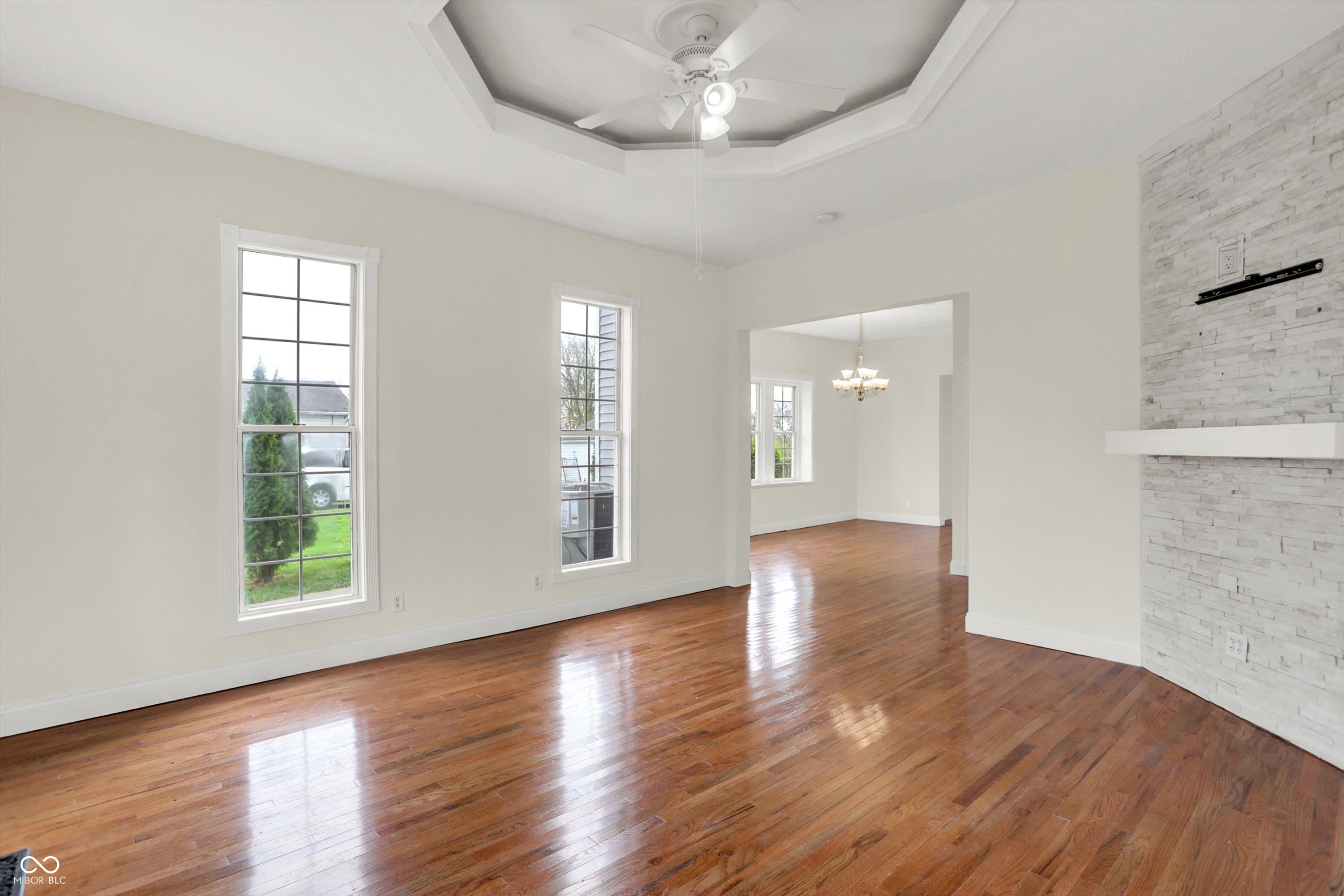 601 East Thompson Street Edinburgh, IN 46124 - Photo 9 of 50