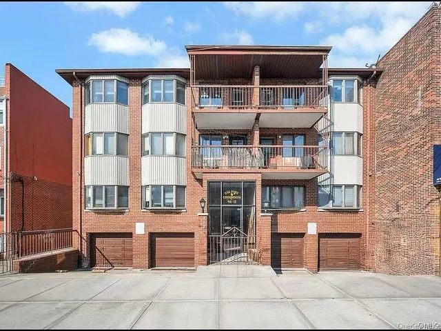 $648,888 | 46-12 161 Street, Unit 2C | Flushing