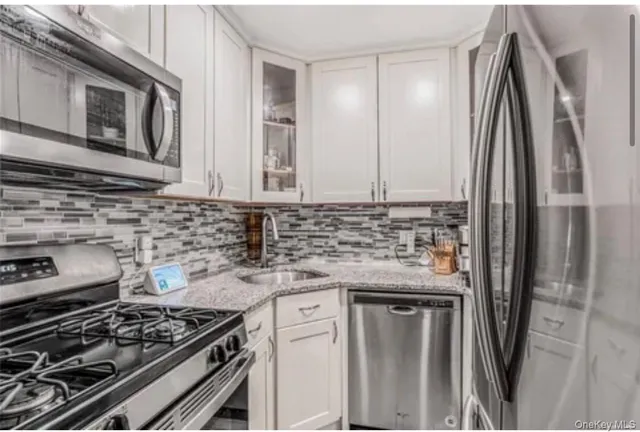 $648,888 | 46-12 161 Street, Unit 2C | Flushing