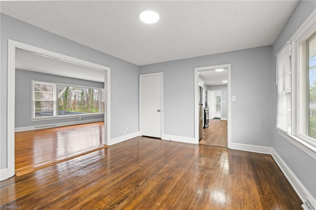 800 Creekside Drive High Point, NC 27262 - Photo 13 of 41