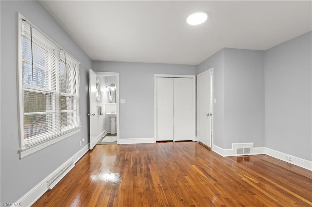 800 Creekside Drive High Point, NC 27262 - Photo 25 of 41