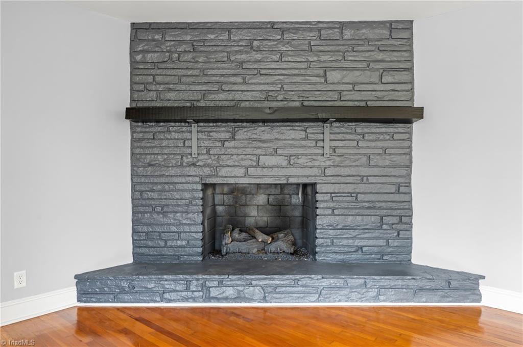 800 Creekside Drive High Point, NC 27262 - Photo 9 of 41