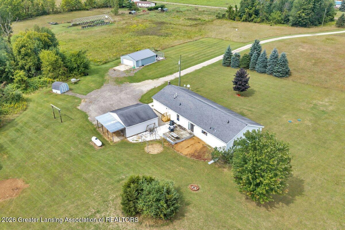 11791 Roggy Road Sumner, MI 48889 - Photo 47 of 53 DJI_20260904141312_0497_D_ADNPHOTO