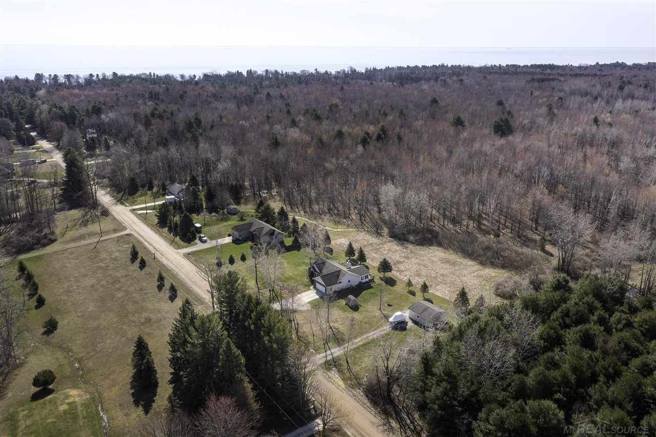 6996 Aitken Road Lexington, MI 48450 - Photo 36 of 41 Gallery Image 36