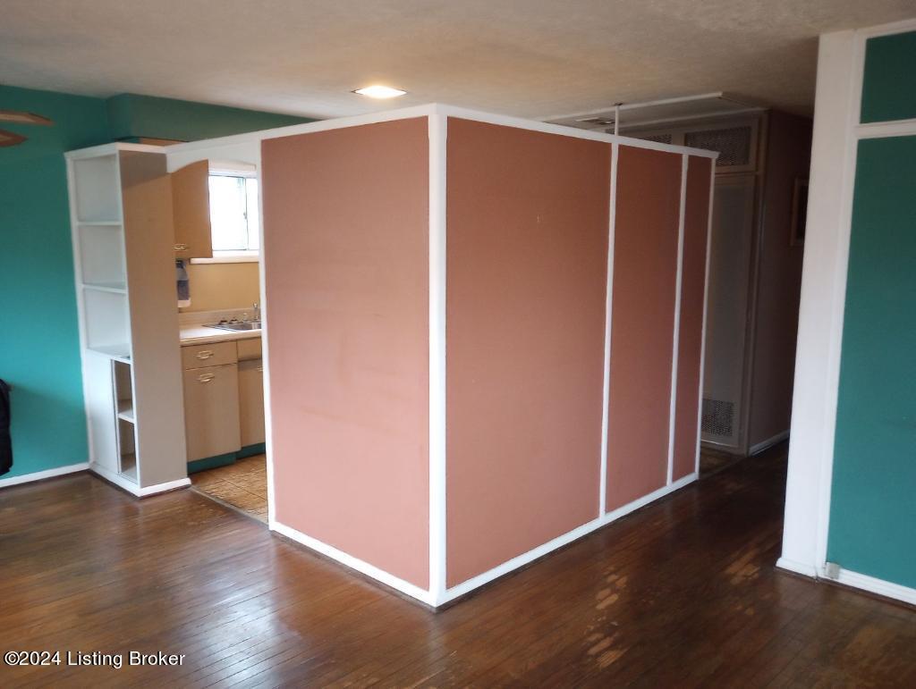 4913 Raven Road Louisville, KY 40213 - Photo 6 of 23 image000000