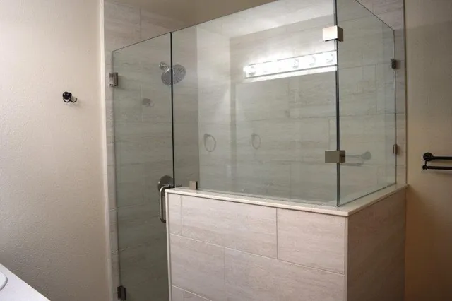 $1,900 | 1519 Misty Meadow Drive, Granbury, TX 76048