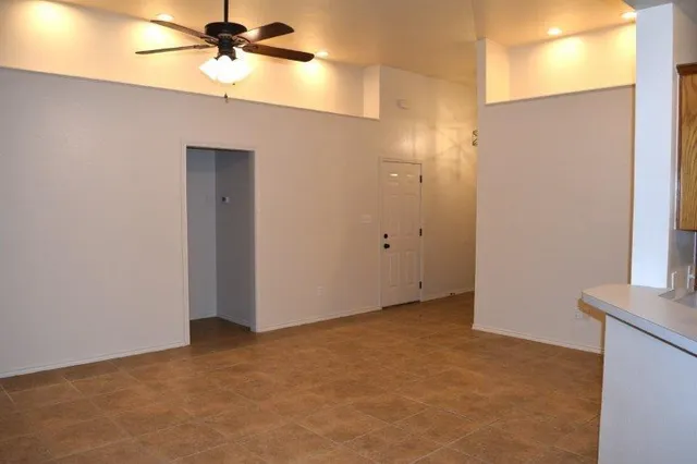 $1,900 | 1519 Misty Meadow Drive, Granbury, TX 76048