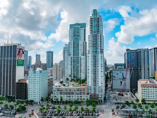 $3,850 | 253 Northeast 2nd Street, Unit 3308, Miami, FL 33132