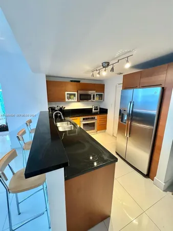$3,850 | 253 Northeast 2nd Street, Unit 3308, Miami, FL 33132