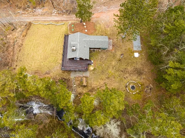 $379,900 | 19 Twin Brook Road, Montague, NJ 07827