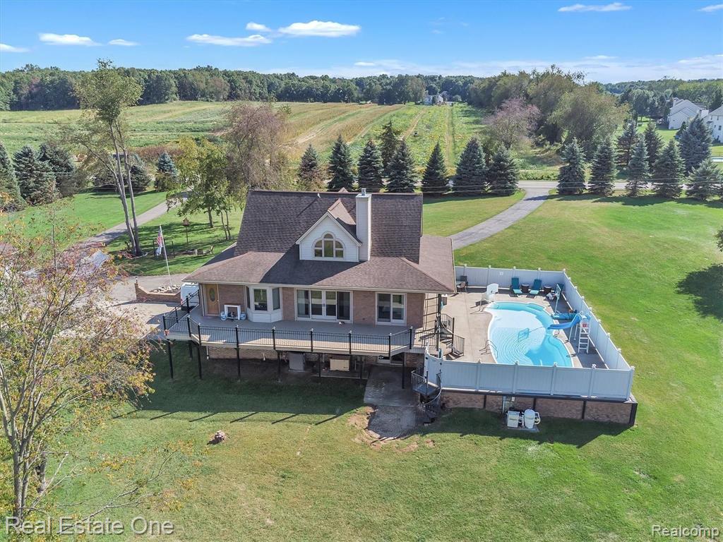 902 West Coon Lake Road Howell, MI 48843 - Photo 54 of 58