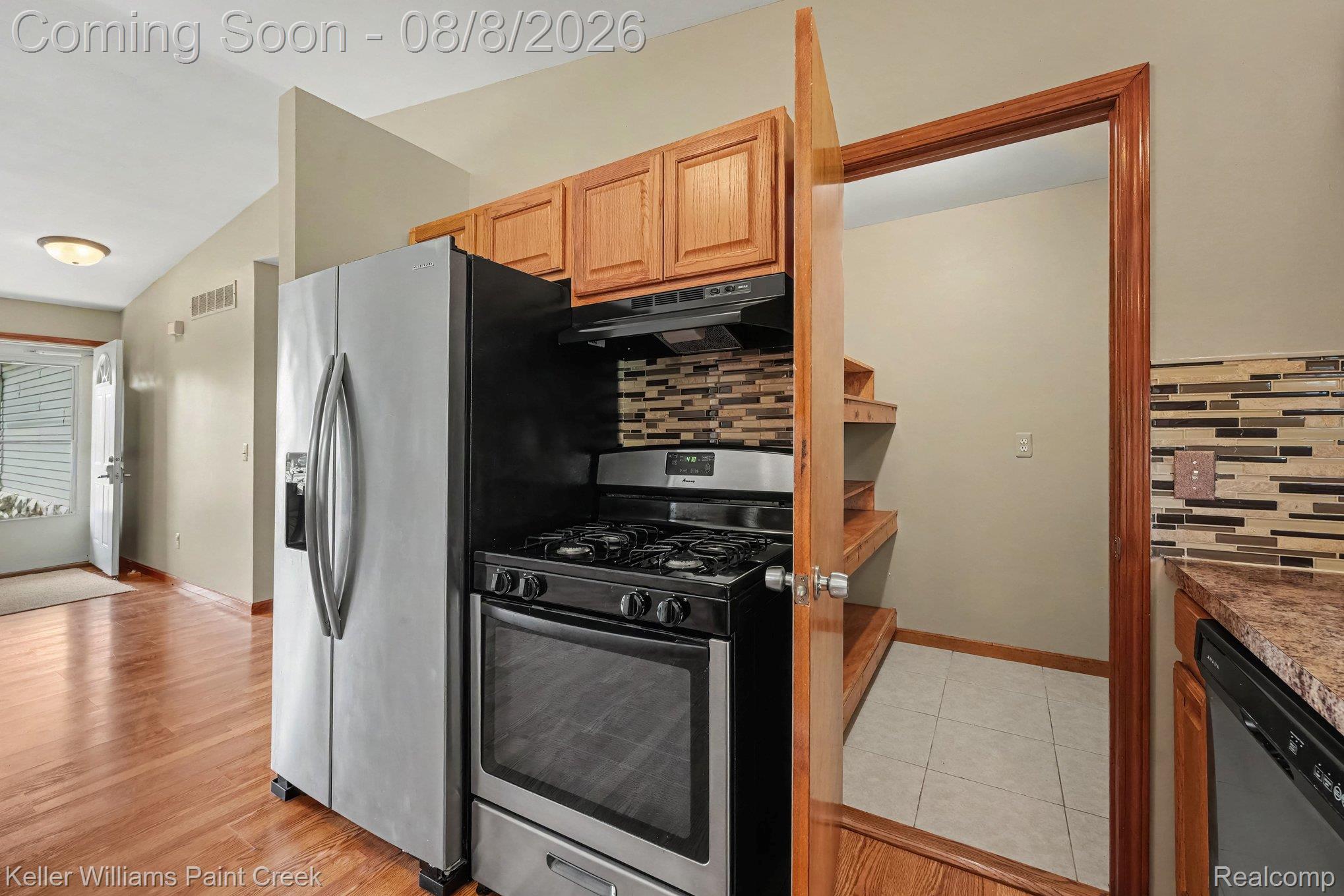 1480 Connell Road Ortonville, MI 48462 - Photo 9 of 26 Kitchen