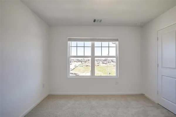 $2,100 | 300 Timber Brook Drive, Hutto, TX 78634