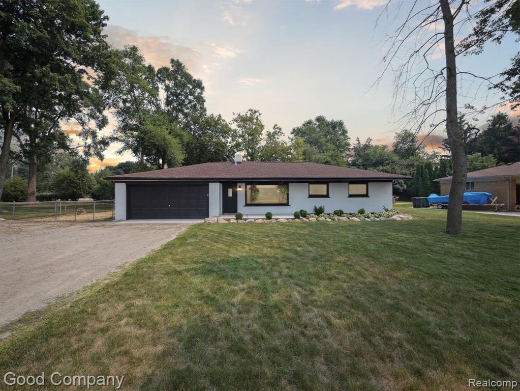 60942 Campground Road Washington, MI 48094 - Photo 1 of 39