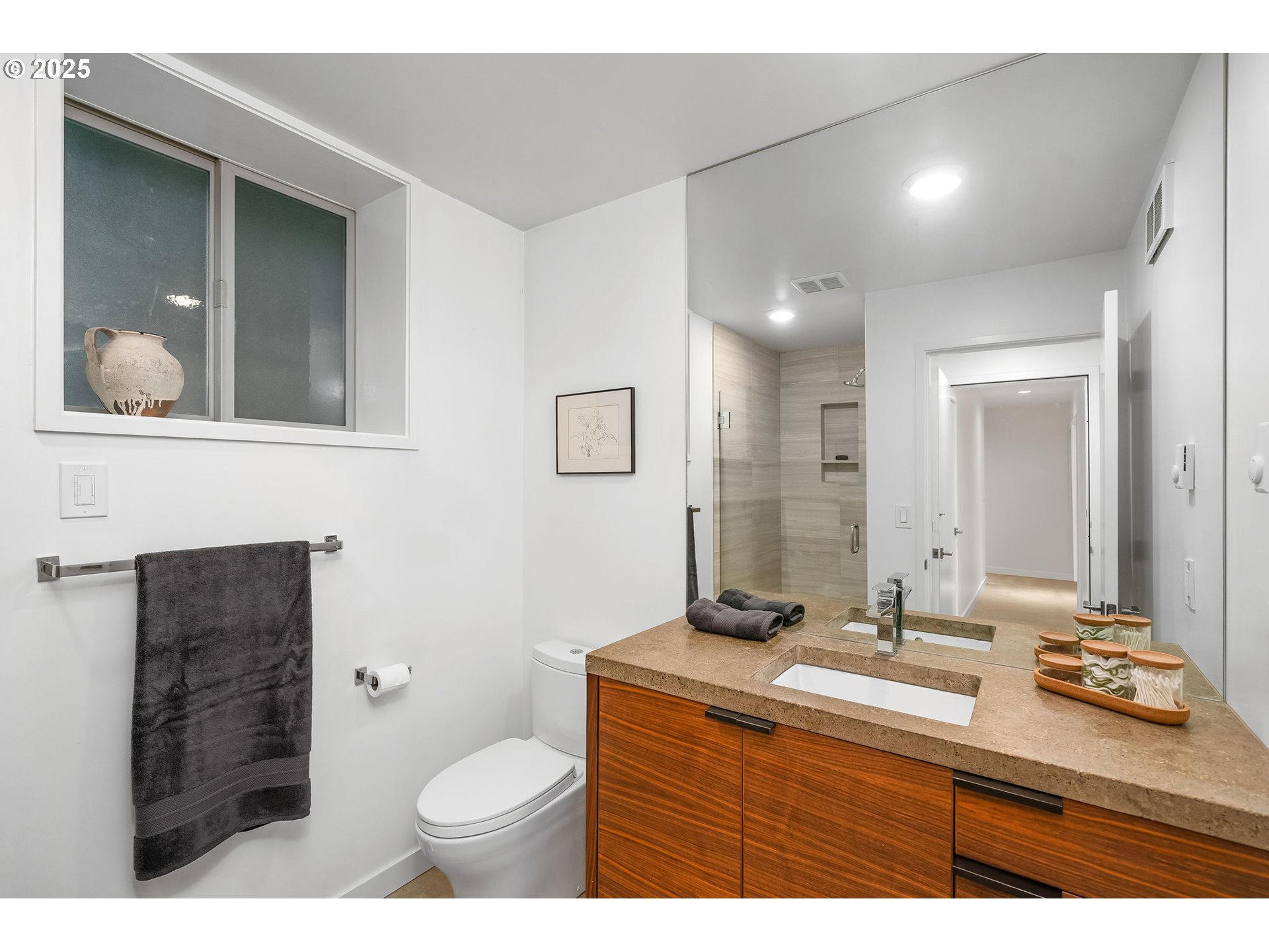3961 Southeast Berkeley Way Portland, OR 97202 - Photo 45 of 48