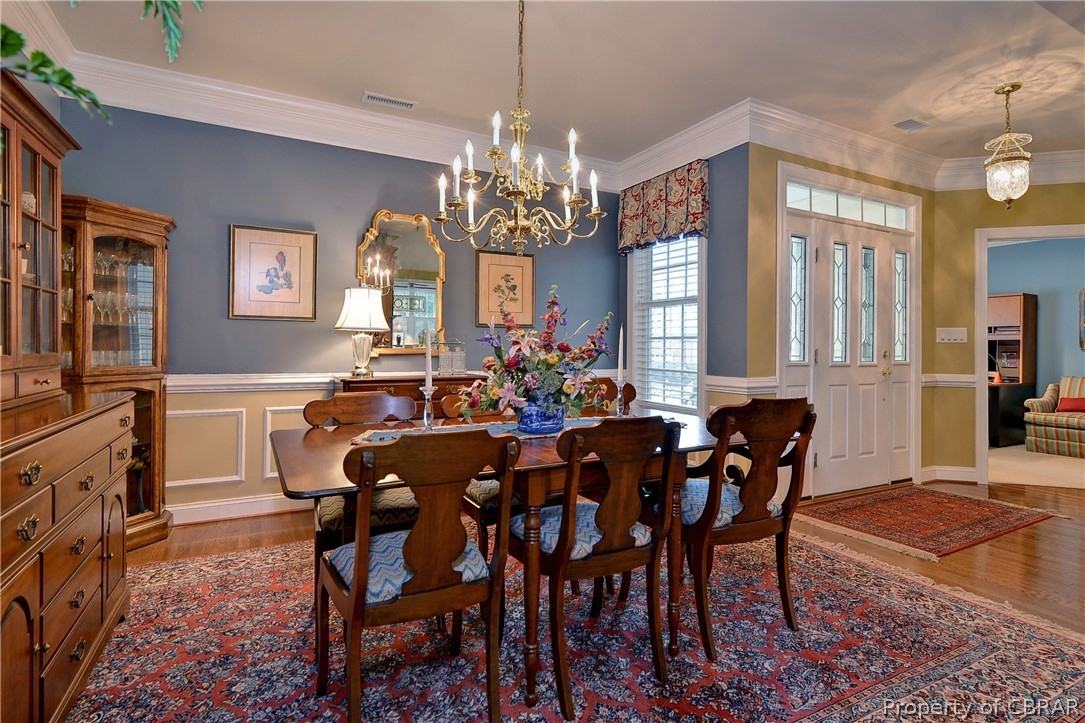 4235 Old Lock Road Williamsburg, VA 23188 - Photo 14 of 46 The dining room is ready for family and friend gatherings.