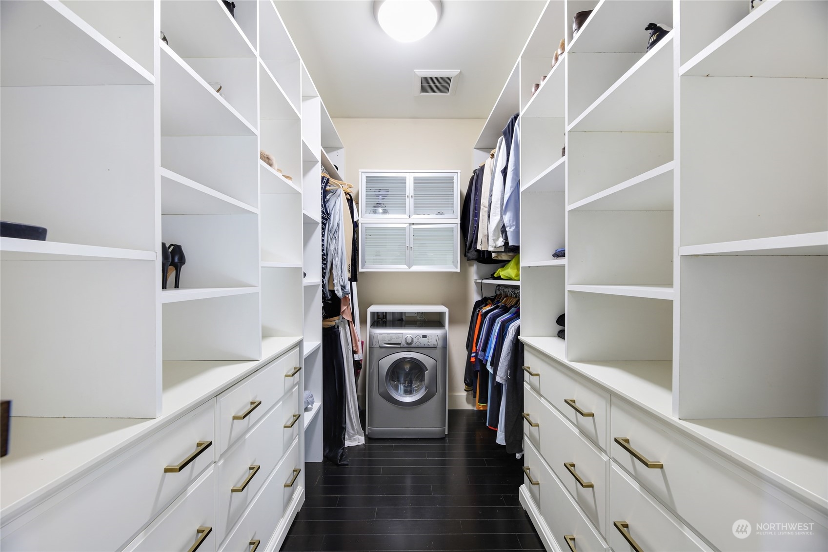 2148 Sunset Avenue Southwest Seattle, WA 98116 - Photo 23 of 40 a utility room with dryer and washer