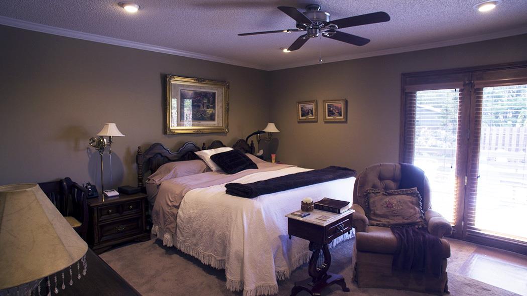 120 Proffitt Street Carthage, TN 37030 - Photo 17 of 20 Large master with walk in closet