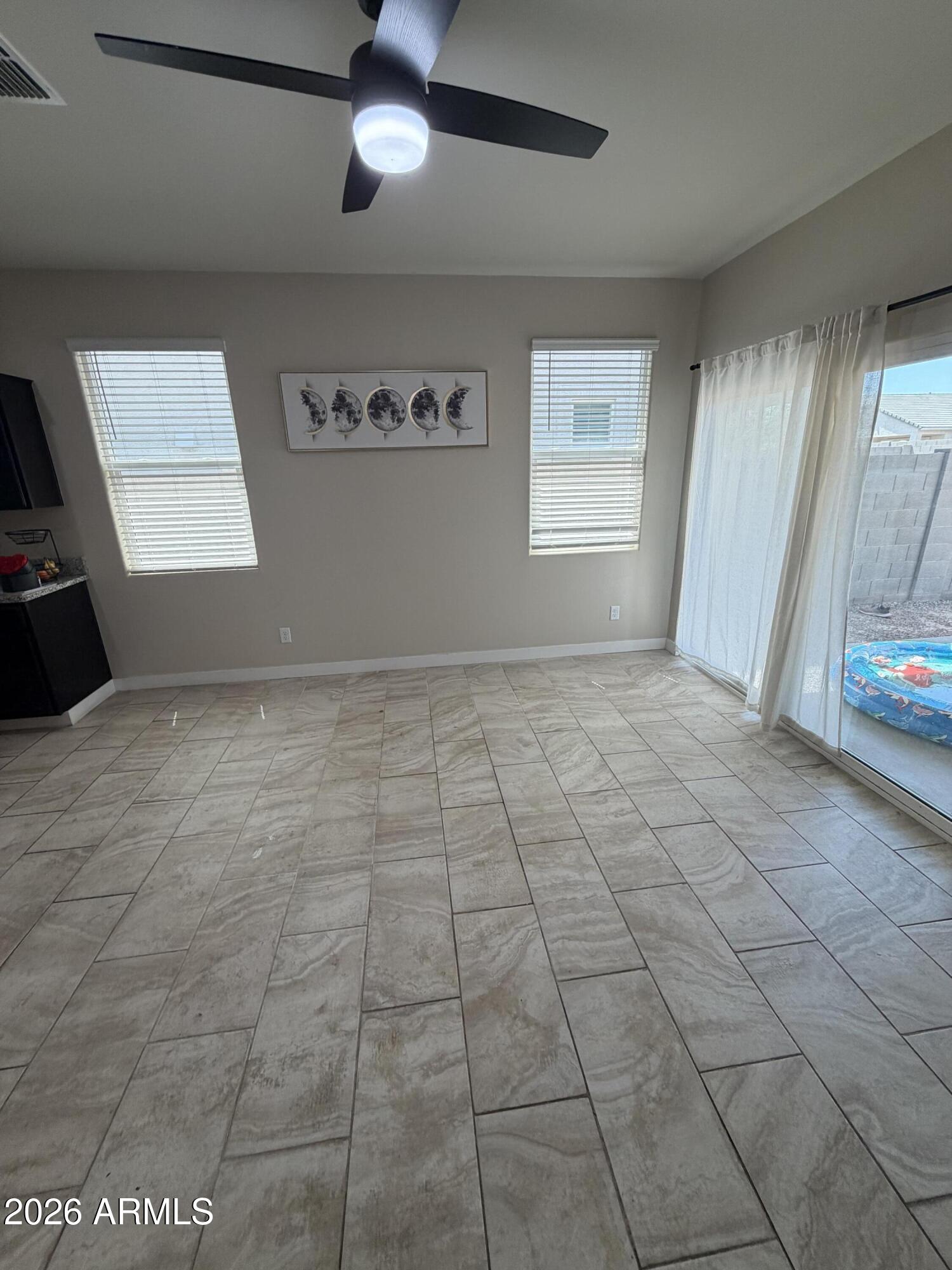 7836 West Riverside Avenue Phoenix, AZ 85043 - Photo 5 of 24 IMG_1144
