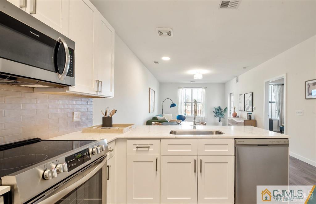 1 Nolan Way, Unit A2 North Brunswick, NJ 08902 - Photo 5 of 71