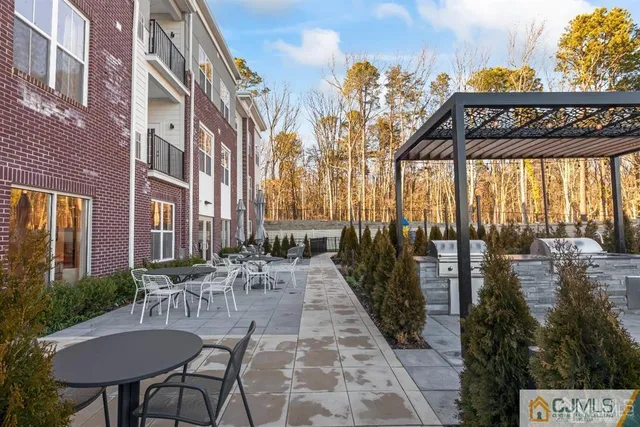 $2,450 | 1 Nolan Way, Unit A2, North Brunswick, NJ 08902