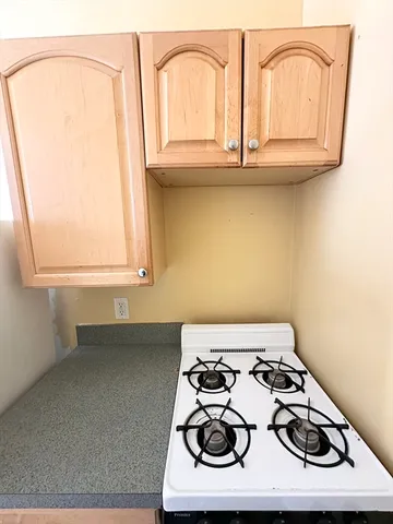 $1,625 | 95 Summer Street, Unit 3, Haverhill, MA 01830