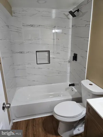 $2,700 | 33 South Ann Street, Baltimore, MD 21231