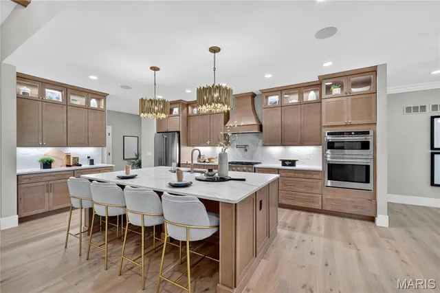 $1,827,349 | 11 North Tealbrook Drive, St. Louis, MO 63141