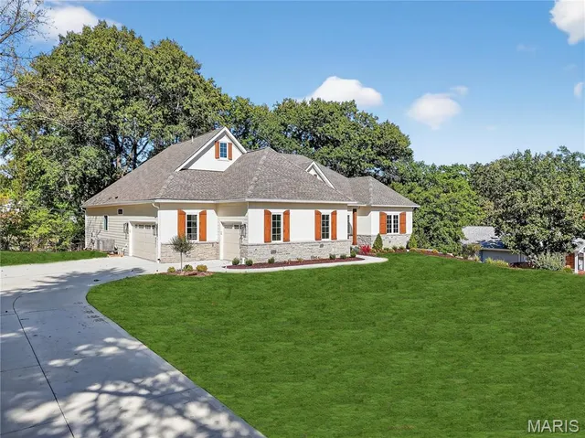 $1,827,349 | 11 North Tealbrook Drive, St. Louis, MO 63141