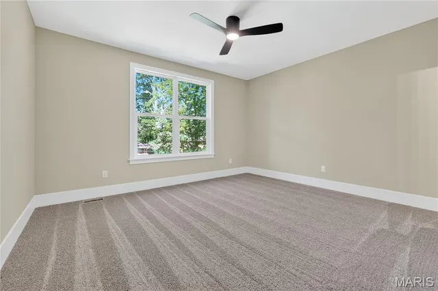 $1,827,349 | 11 North Tealbrook Drive, St. Louis, MO 63141