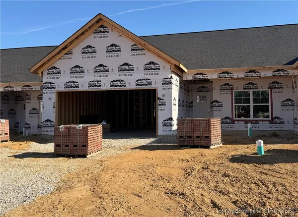 $305,900 | 3204 Asher Way, Unit 128, Jeffersonville, IN 47130