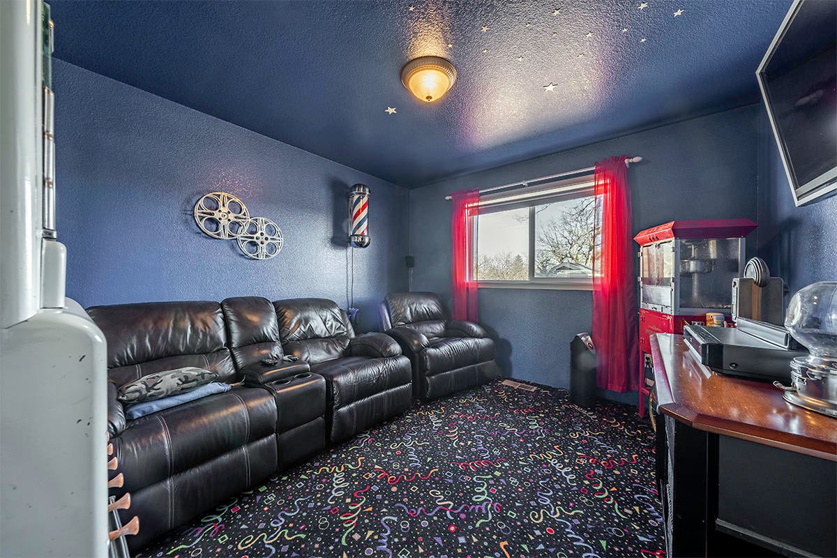 6400 Dodge Road White City, OR 97503 - Photo 19 of 42 DSC04164-HDR