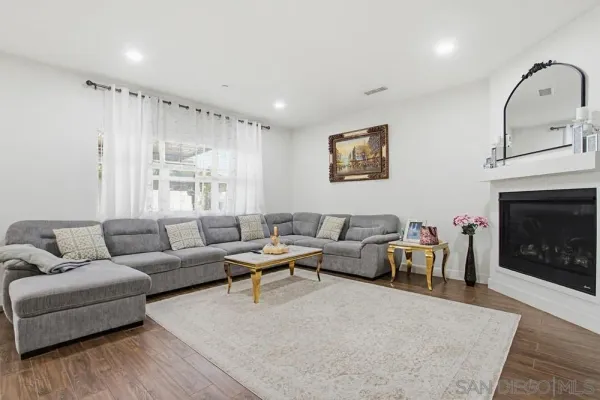 $1,169,000 | 1675 Felicita Lane, Escondido, CA 92025