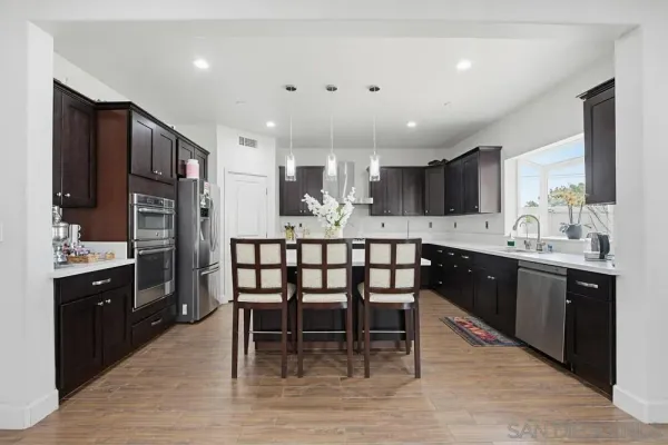 $1,169,000 | 1675 Felicita Lane, Escondido, CA 92025
