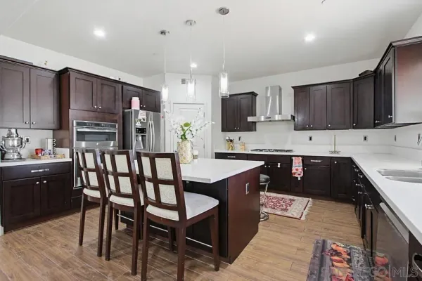 $1,169,000 | 1675 Felicita Lane, Escondido, CA 92025