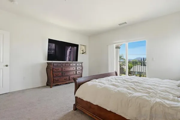 $1,169,000 | 1675 Felicita Lane, Escondido, CA 92025