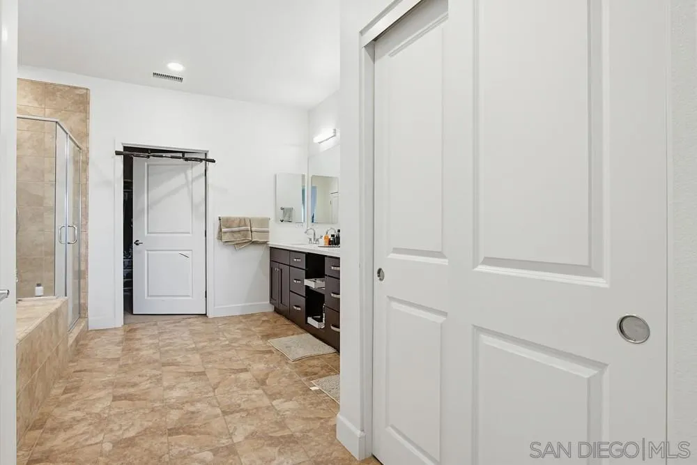 1675 Felicita Lane Escondido, CA 92025 - Photo 31 of 52
