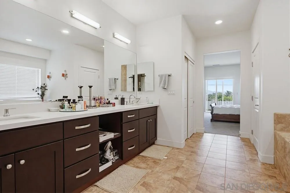 1675 Felicita Lane Escondido, CA 92025 - Photo 34 of 52