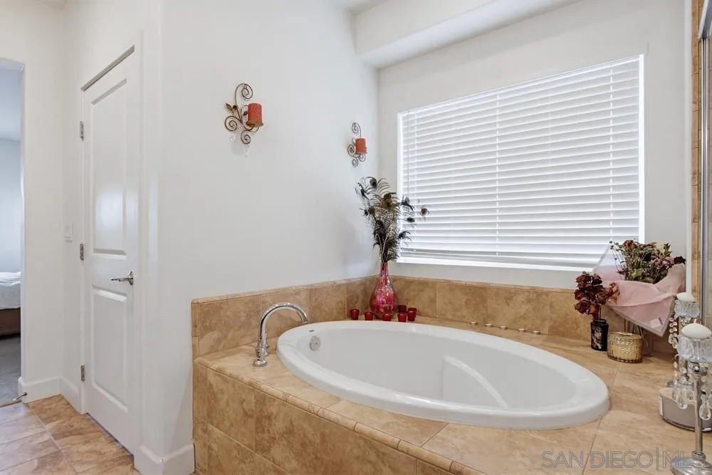 1675 Felicita Lane Escondido, CA 92025 - Photo 35 of 52