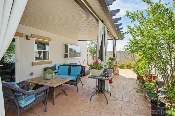 $1,169,000 | 1675 Felicita Lane, Escondido, CA 92025