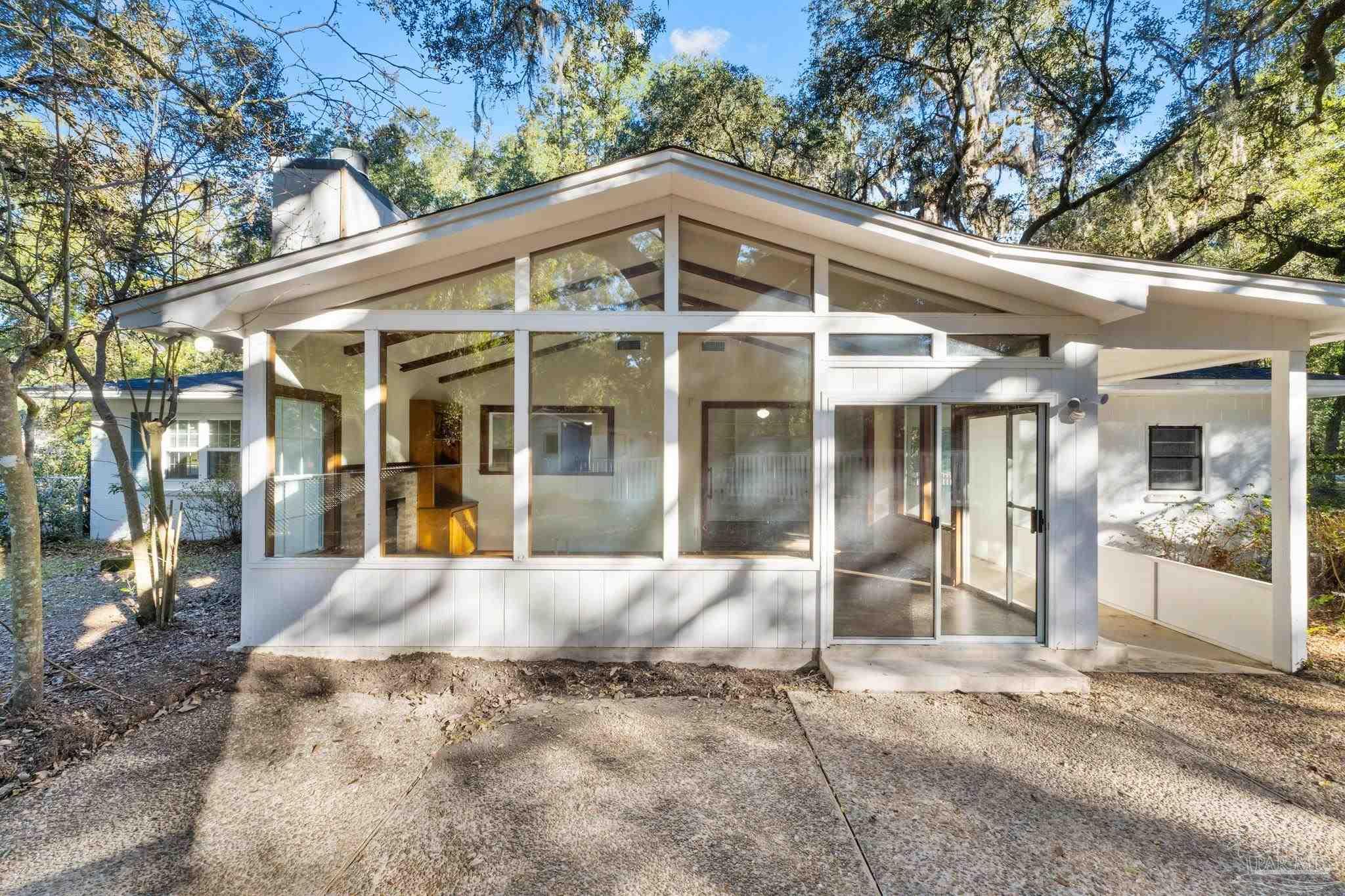 4449 Garcon Point Road Bagdad, FL 32583 - Photo 29 of 35 Gallery Image 29