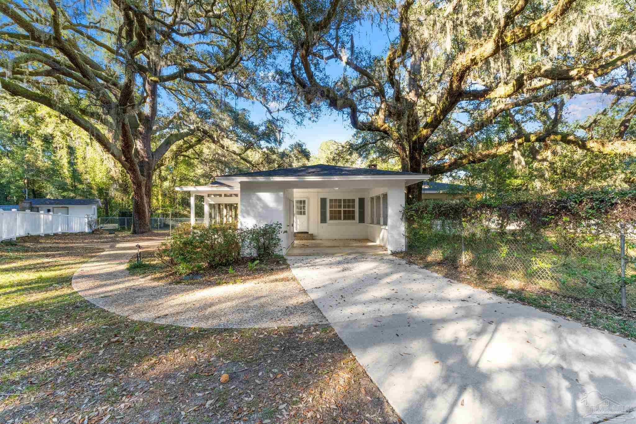 4449 Garcon Point Road Bagdad, FL 32583 - Photo 33 of 35 Gallery Image 33