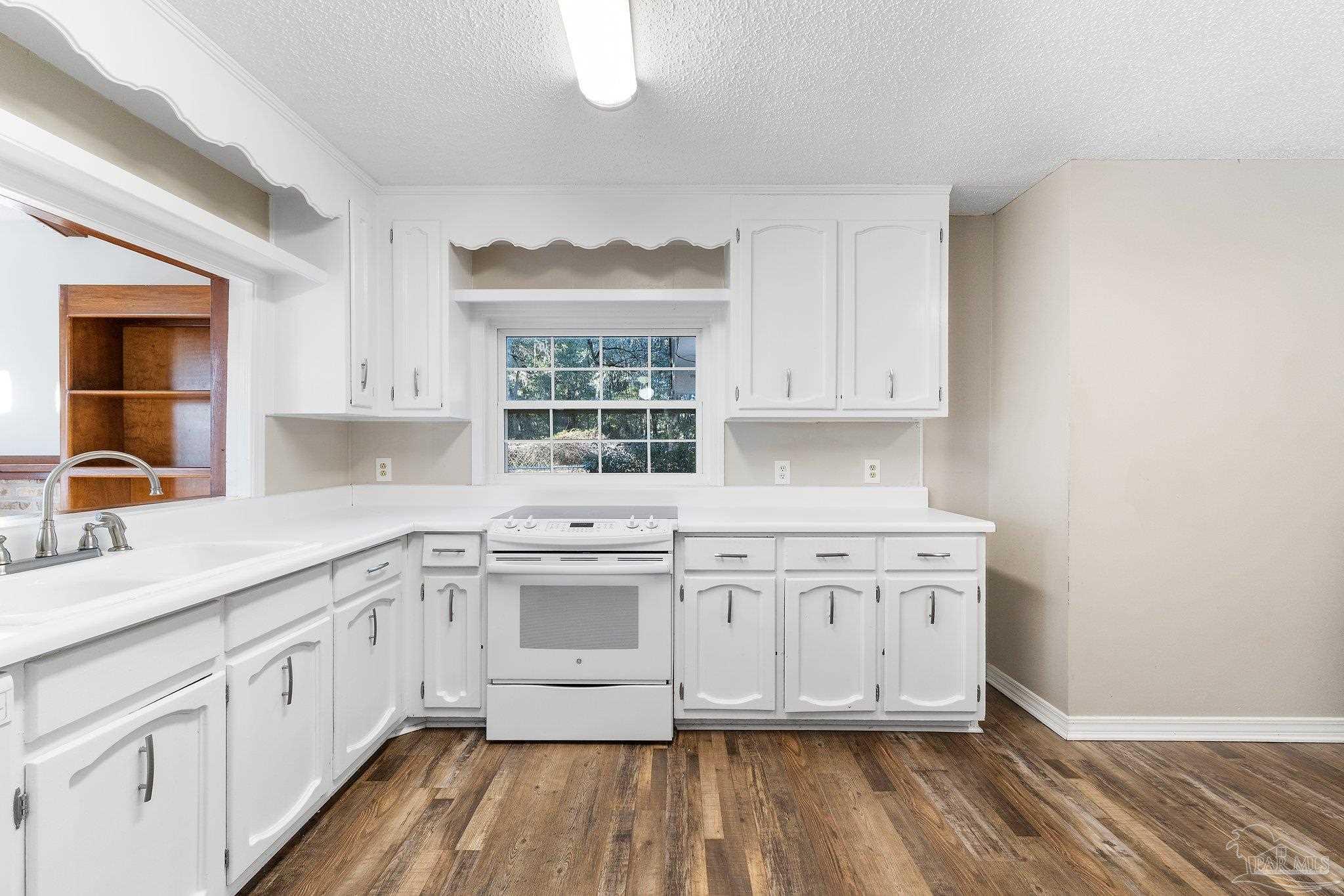 4449 Garcon Point Road Bagdad, FL 32583 - Photo 8 of 35 Gallery Image 8